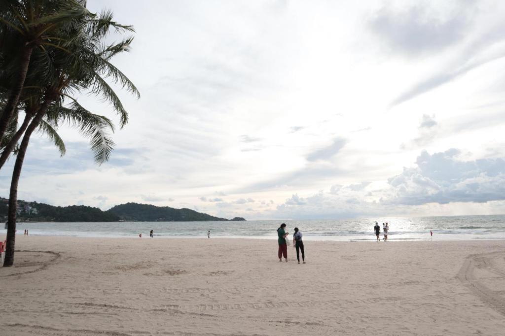 Oyo 292 The Oddy Hip Hotel Patong Dış mekan fotoğraf