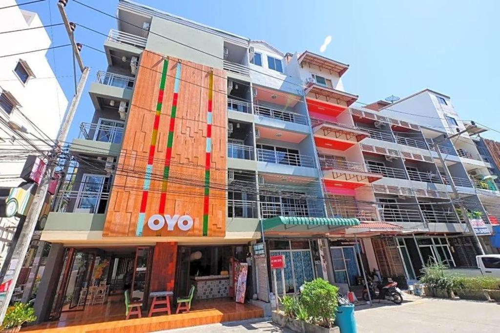 Oyo 292 The Oddy Hip Hotel Patong Dış mekan fotoğraf