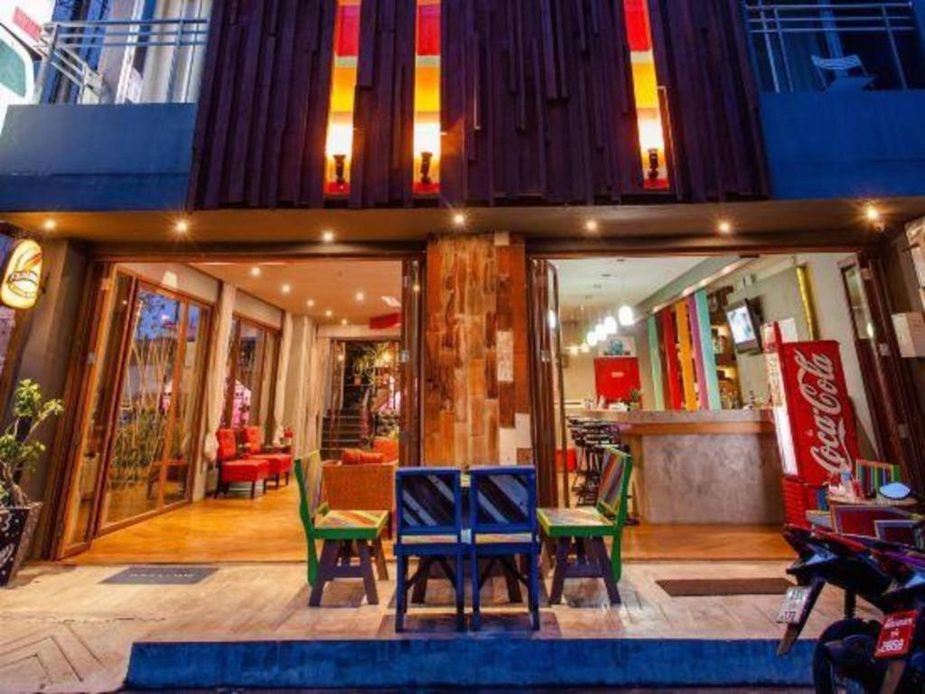 Oyo 292 The Oddy Hip Hotel Patong Dış mekan fotoğraf