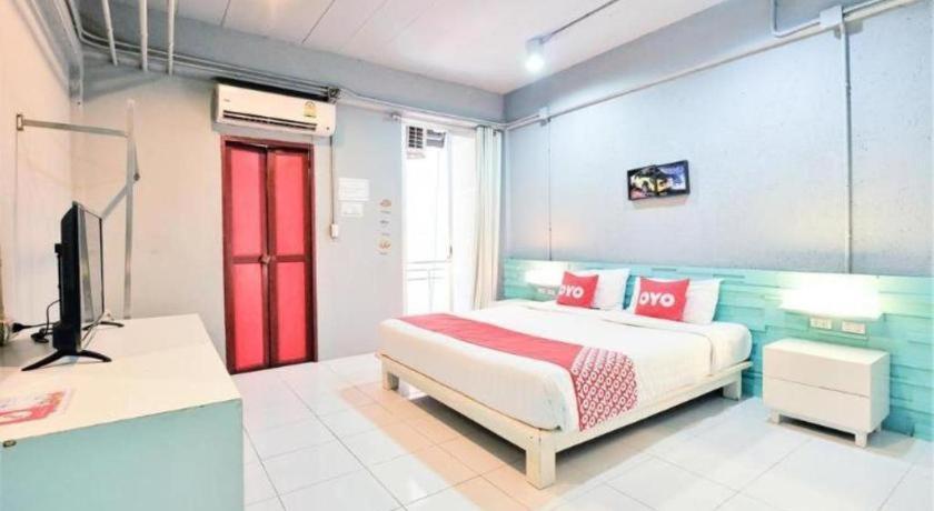 Oyo 292 The Oddy Hip Hotel Patong Dış mekan fotoğraf