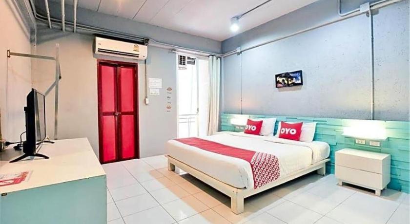 Oyo 292 The Oddy Hip Hotel Patong Dış mekan fotoğraf