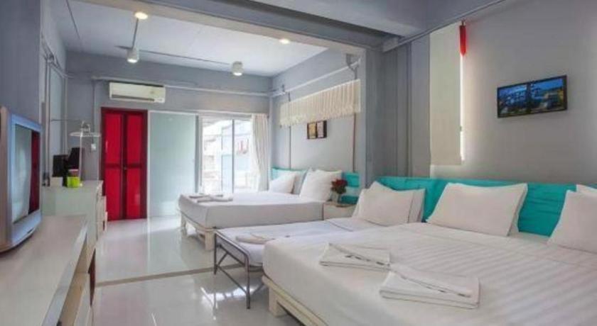 Oyo 292 The Oddy Hip Hotel Patong Dış mekan fotoğraf